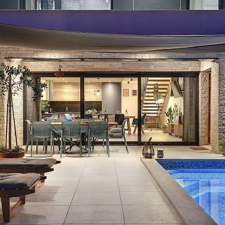 Feriehus In Mit Privatem Pool, Tischtennis, Bbq, Wlan Pula