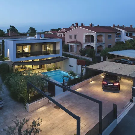 Feriehus In Mit Privatem Pool, Tischtennis, Bbq, Wlan *