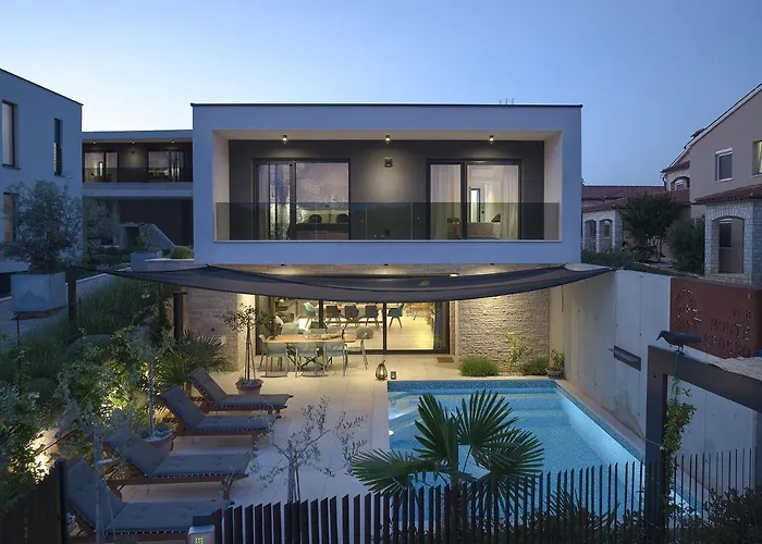 Feriehus In Mit Privatem Pool, Tischtennis, Bbq, Wlan