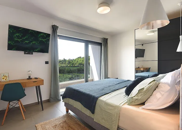 In Mit Privatem Pool, Tischtennis, Bbq, Wlan Feriehus