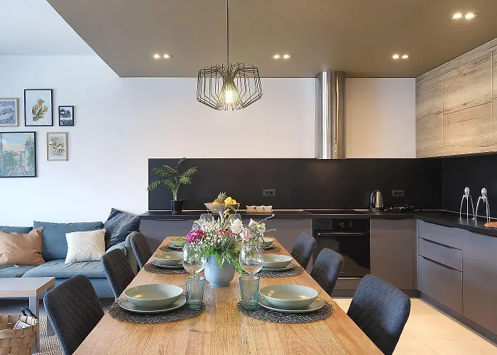 In Mit Privatem Pool, Tischtennis, Bbq, Wlan Feriehus *