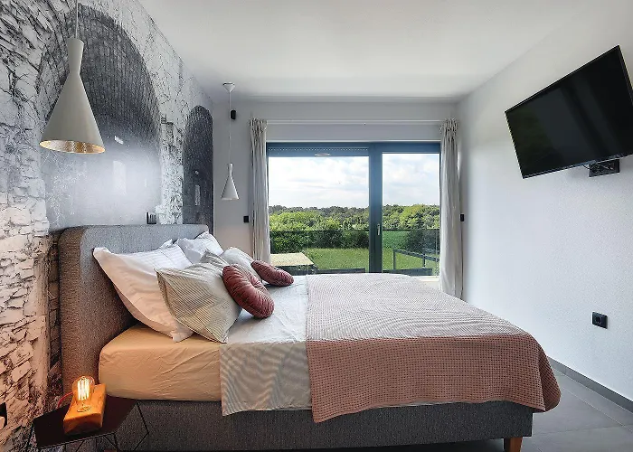 In Mit Privatem Pool, Tischtennis, Bbq, Wlan Pula